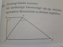 Két derékszögű háromszöget egy-egy oldalukkal egymáshoz illesztettünk az ábrának megfelelően. Így az ABCD derékszögű trapézt kaptuk – feladat kép 1